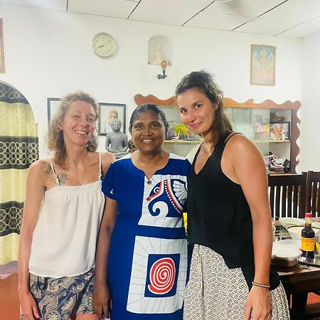 Chithra Homestay タンガラ エクステリア 写真