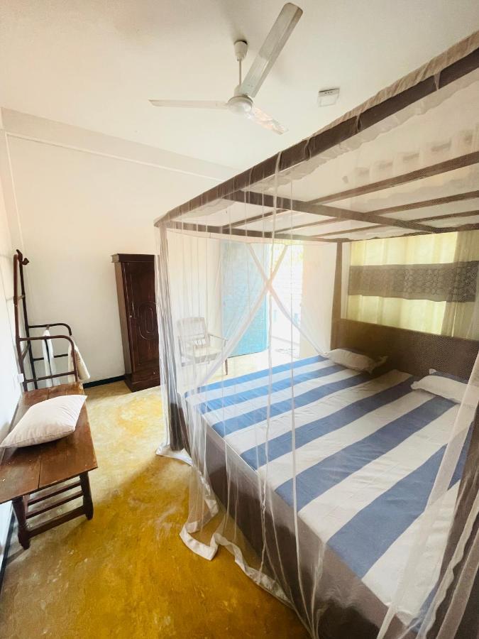 Chithra Homestay タンガラ エクステリア 写真