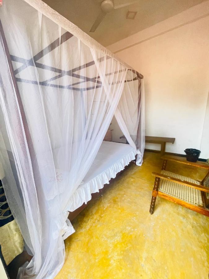 Chithra Homestay タンガラ エクステリア 写真