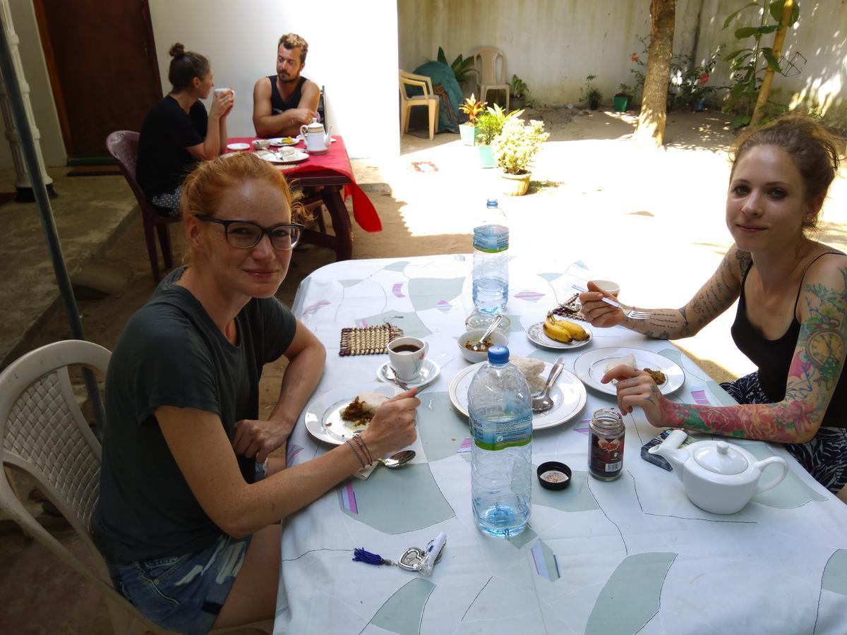 Chithra Homestay タンガラ エクステリア 写真