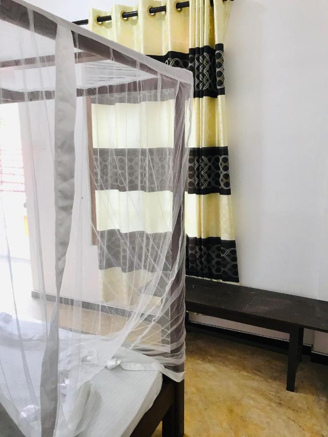 Chithra Homestay タンガラ エクステリア 写真