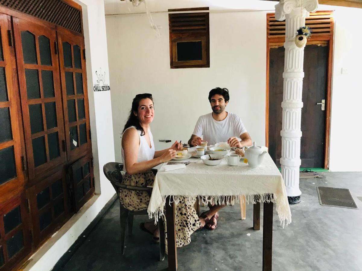 Chithra Homestay タンガラ エクステリア 写真